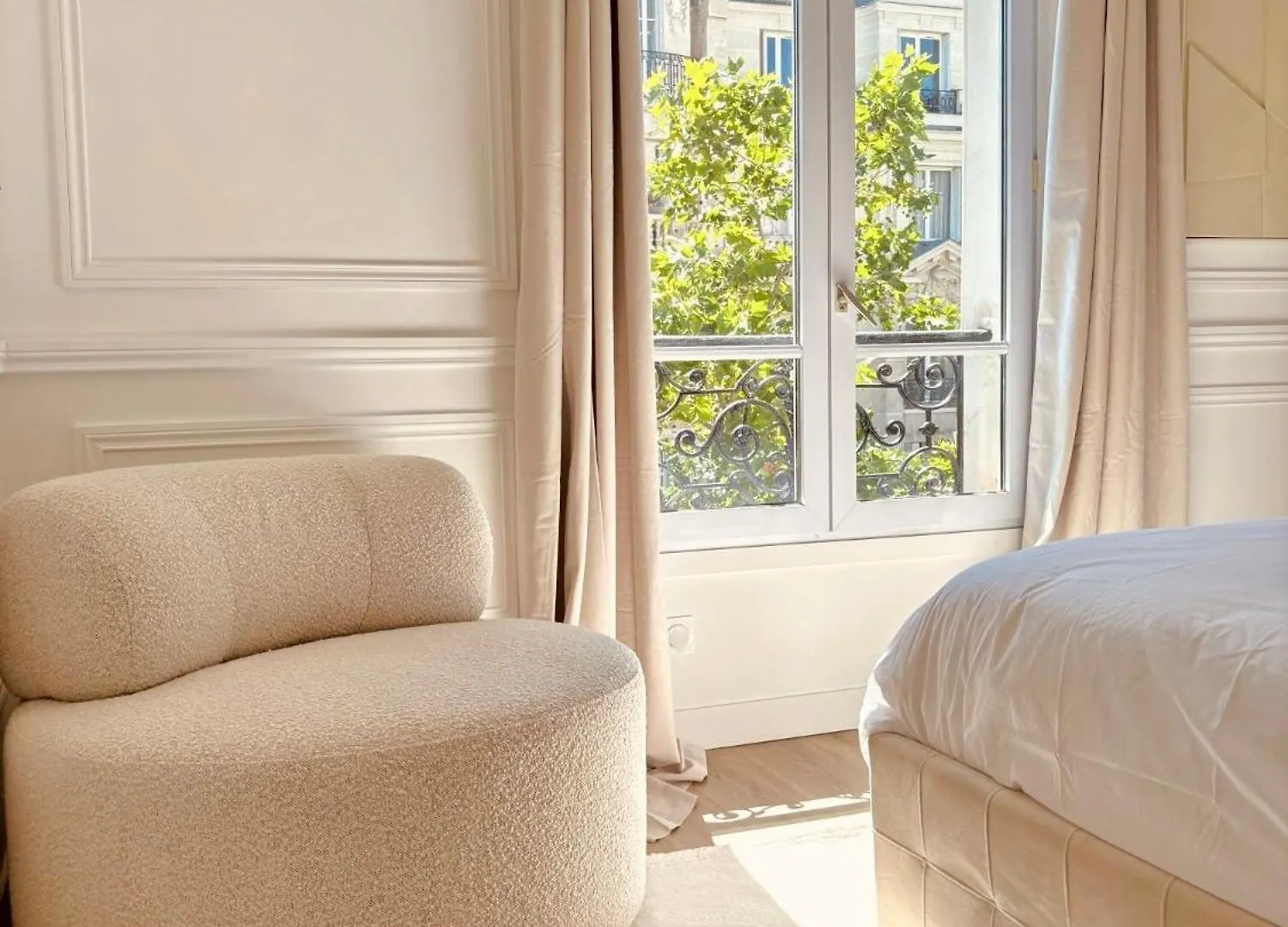 Le Penthouse Bourdonnais Daire Paris