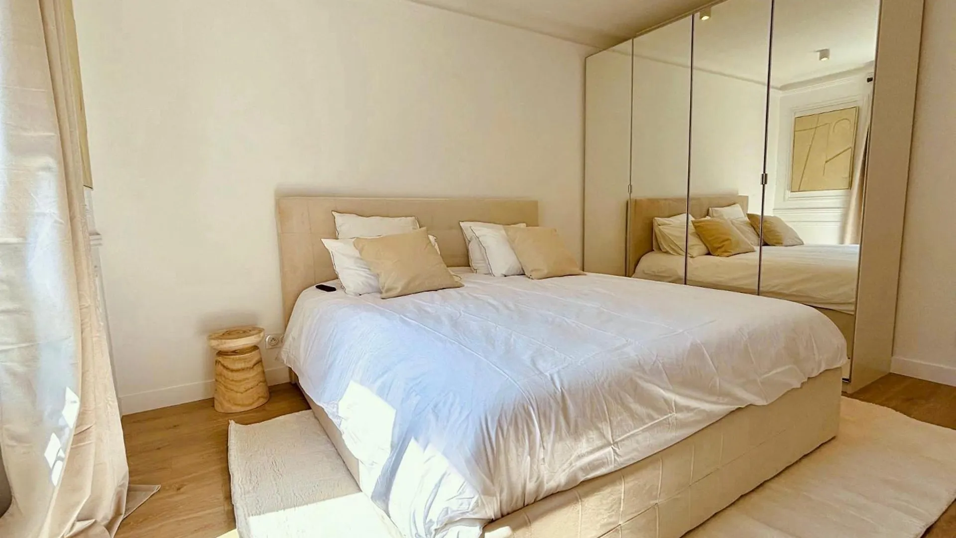 Apartament Le Penthouse Bourdonnais Paryż